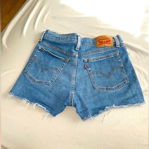 Levi Jean Shorts